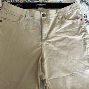 Liz Claiborne Tan Long Shorts Womens 18